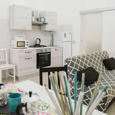 Casa Grazia אצ'י קסטלו